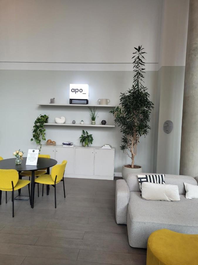 Modern Apartments In Brentford 2 Minutes Walk From Kew Bridge Bagian luar foto